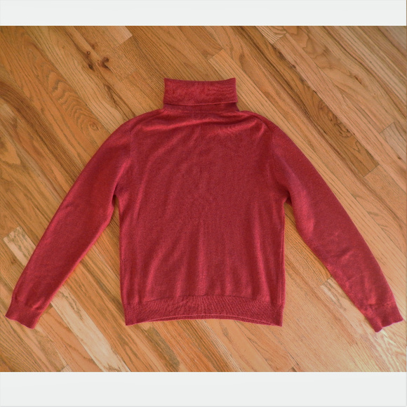 Geneva Sweaters - 100% Cashmere Red Turtleneck Sweater